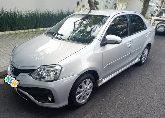 TOYOTA ETIOS 1.5 XLS SEDAN 16V FLEX 4P AUTOMÁTICO TOYOTA ETIOS 1.5 XLS SEDAN 16V FLEX 4P AUTOMÁTICO